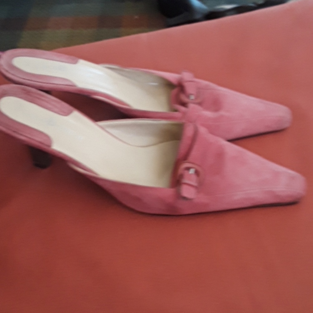 Women's  heels